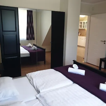 Apartment Rev *